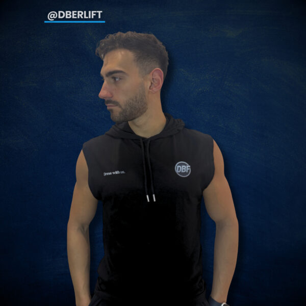 Oversized “Broken chains”